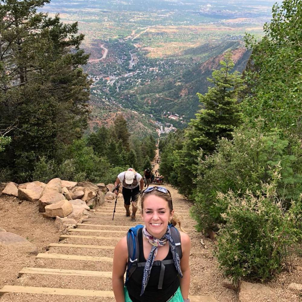 Meet your Posher, Sloane